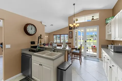 6595 Waverly Lane Lake Worth FL 33467