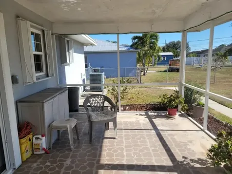 226 SW Aubudon Avenue Port St Lucie FL 34984