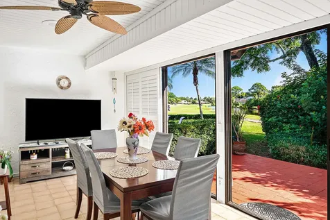 6858 Fountains Circle Lake Worth FL 33467