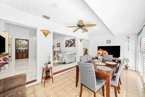 6858 Fountains Circle Lake Worth FL 33467