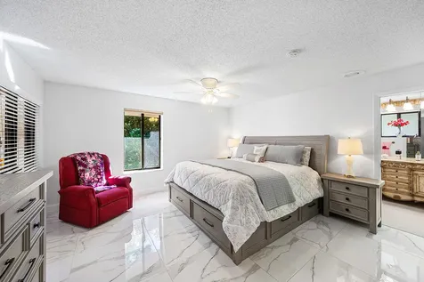 6858 Fountains Circle Lake Worth FL 33467