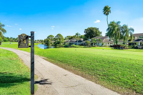 6858 Fountains Circle Lake Worth FL 33467