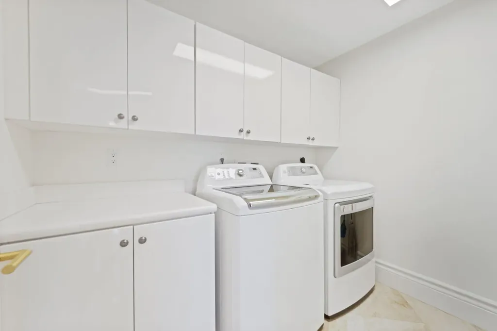 200 E Palmetto Park Road Boca Raton FL 33432