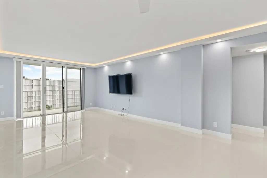 3580 S Ocean Boulevard South Palm Beach FL 33480