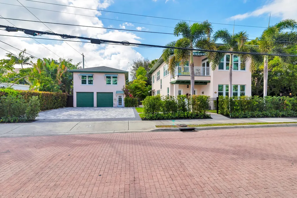 1701 S Olive Avenue West Palm Beach FL 33401