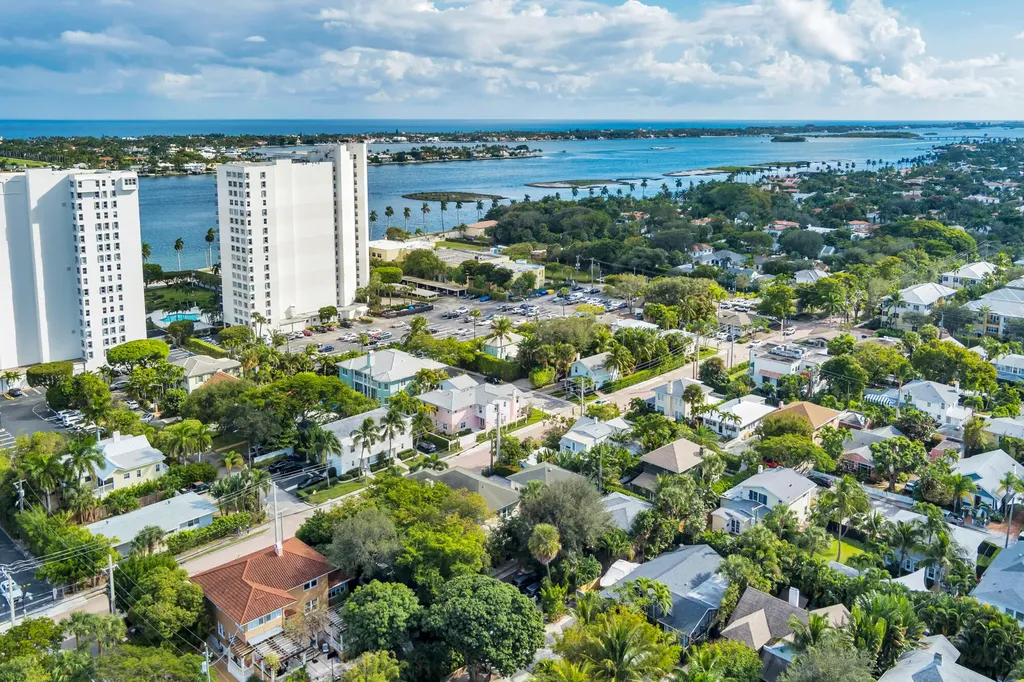 1701 S Olive Avenue West Palm Beach FL 33401
