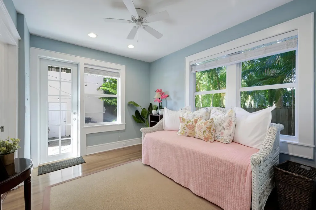 1701 S Olive Avenue West Palm Beach FL 33401