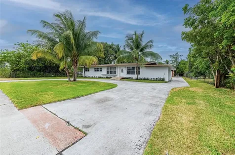 4416 W Broward Boulevard Plantation FL 33317