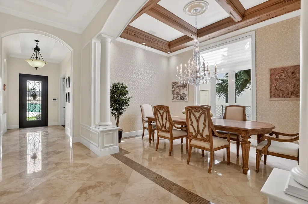 33 SE Olive Way Boca Raton FL 33432