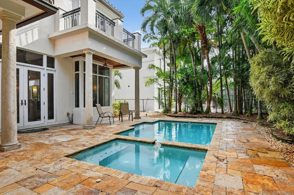 33 SE Olive Way Boca Raton FL 33432