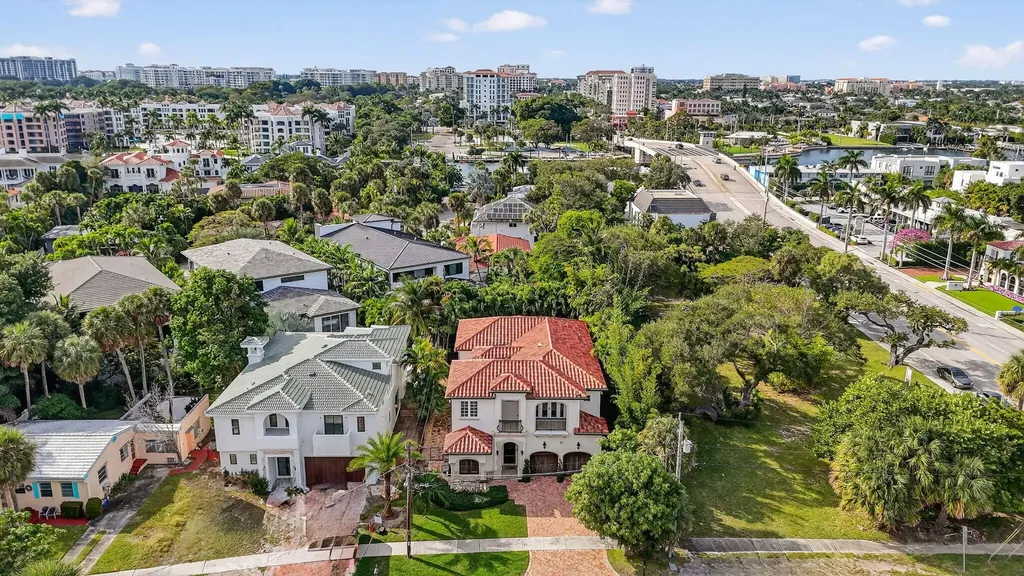 33 SE Olive Way Boca Raton FL 33432