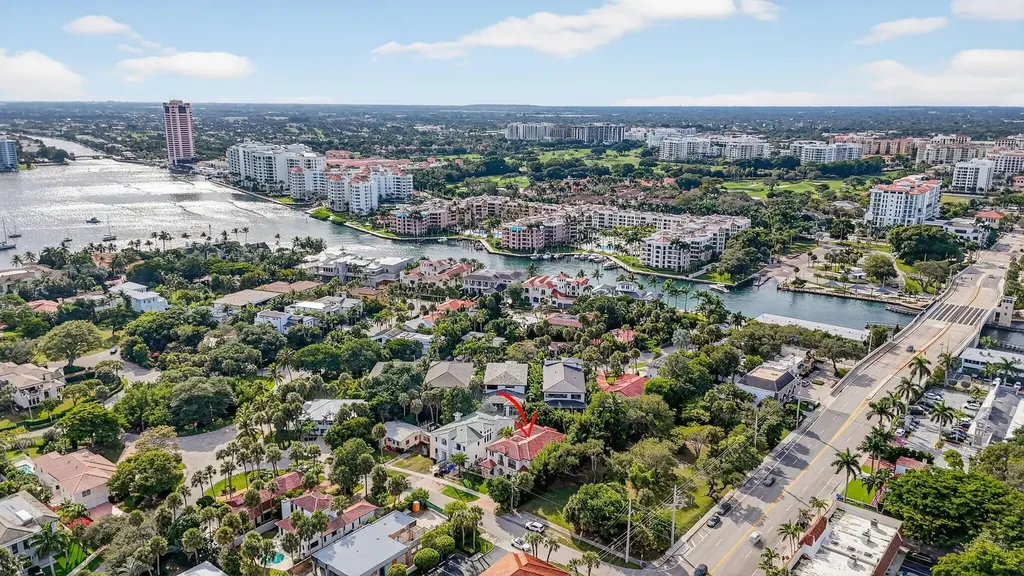 33 SE Olive Way Boca Raton FL 33432