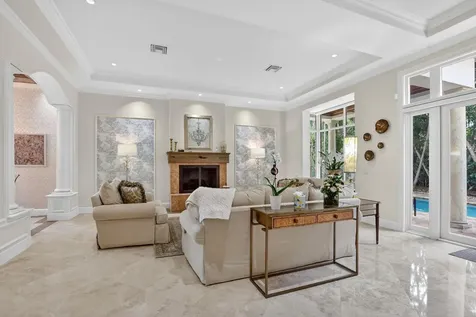 33 SE Olive Way Boca Raton FL 33432