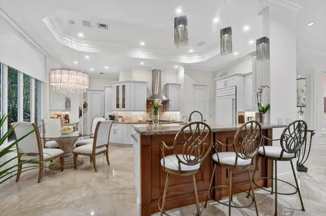 33 SE Olive Way Boca Raton FL 33432