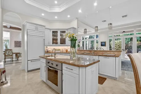 33 SE Olive Way Boca Raton FL 33432