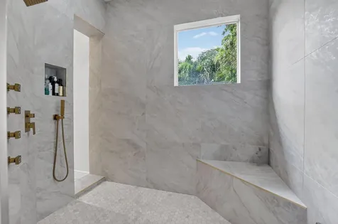 33 SE Olive Way Boca Raton FL 33432