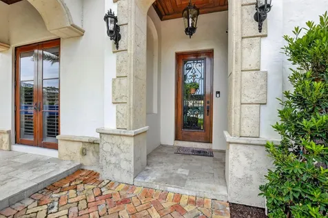 33 SE Olive Way Boca Raton FL 33432