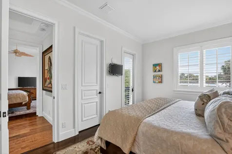 33 SE Olive Way Boca Raton FL 33432