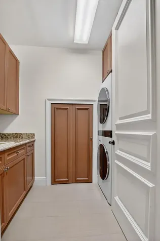 33 SE Olive Way Boca Raton FL 33432