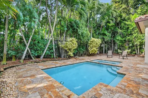 33 SE Olive Way Boca Raton FL 33432