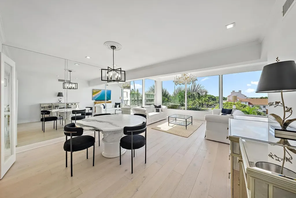 44 Cocoanut Row Palm Beach FL 33480