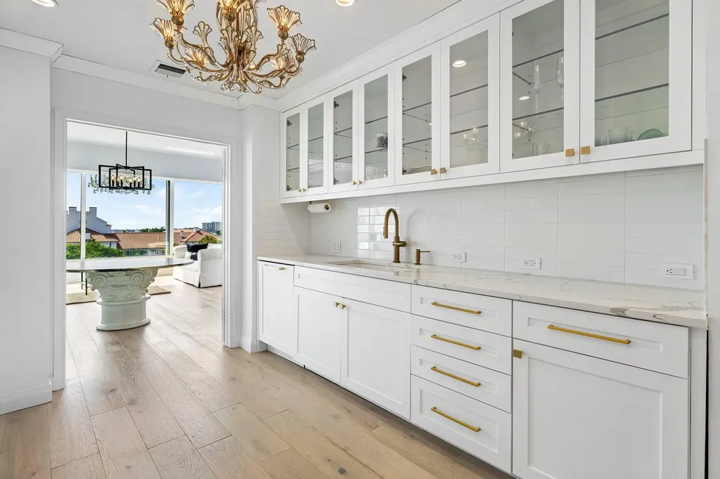 44 Cocoanut Row Palm Beach FL 33480