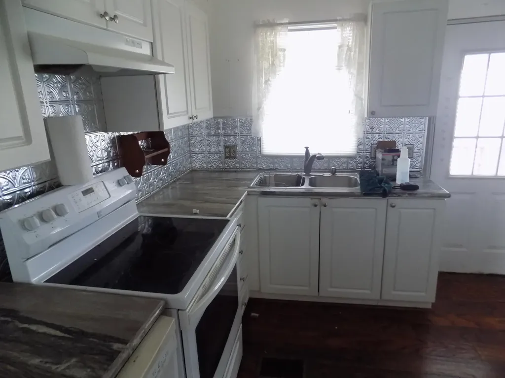 18009 Huapi Boynton Beach FL 33436