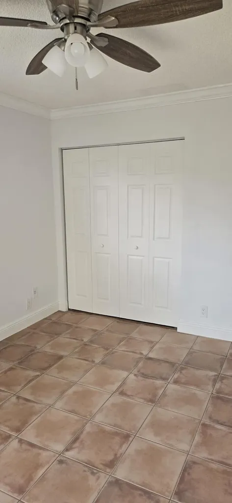 186 Burgundy D Delray Beach FL 33484