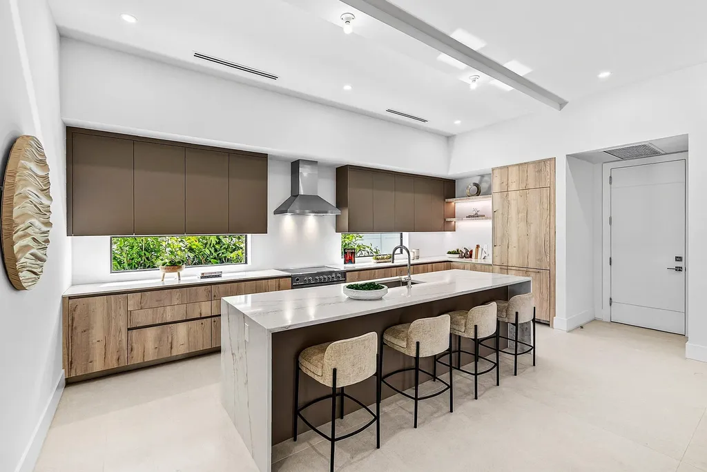 213 NE 9th Street Delray Beach FL 33444