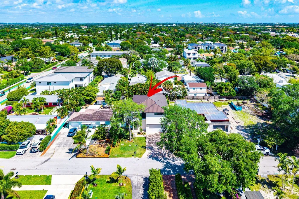213 NE 9th Street Delray Beach FL 33444