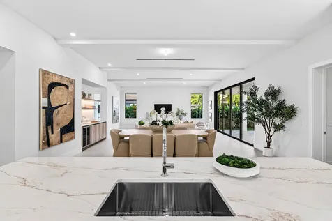 213 NE 9th Street Delray Beach FL 33444