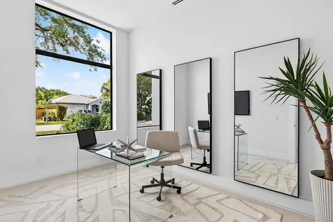 213 NE 9th Street Delray Beach FL 33444