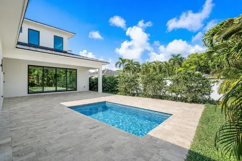 213 NE 9th Street Delray Beach FL 33444