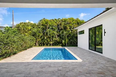 213 NE 9th Street Delray Beach FL 33444