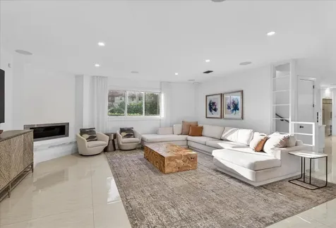 3872 NW 53rd Street Boca Raton FL 33496