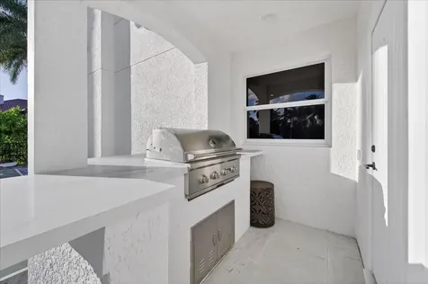 3872 NW 53rd Street Boca Raton FL 33496