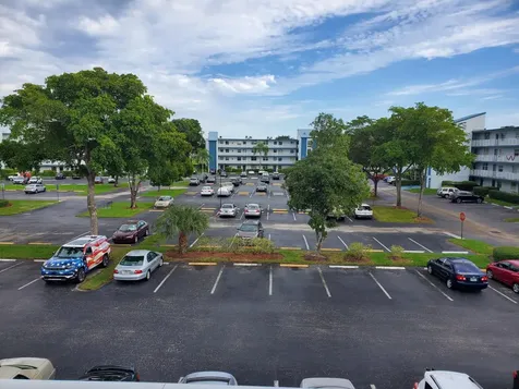 7688 NW 18th Street Margate FL 33063