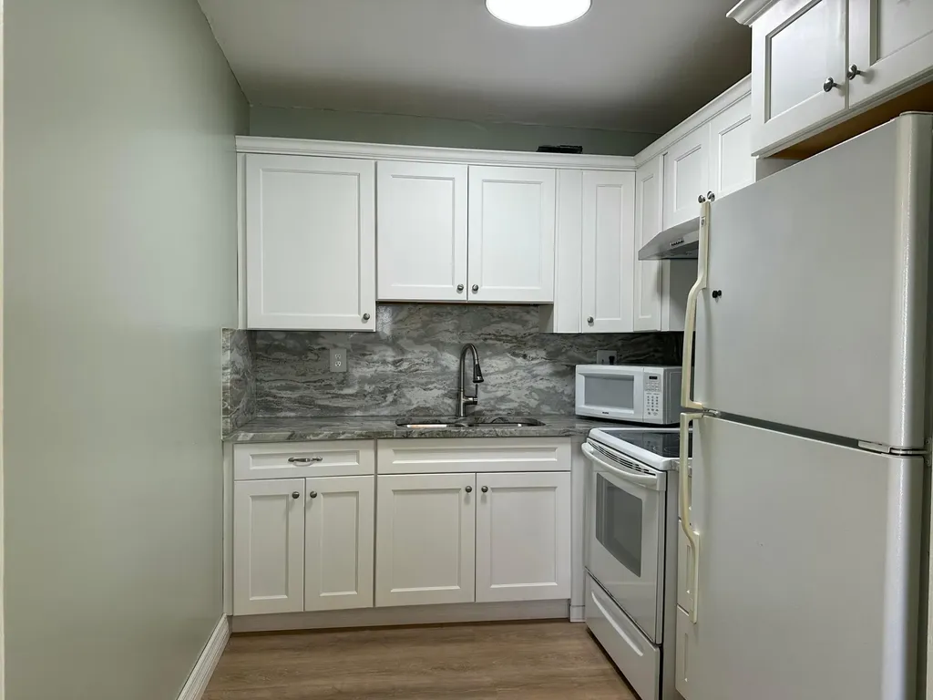 2381 Sunset Avenue Lake Worth FL 33461