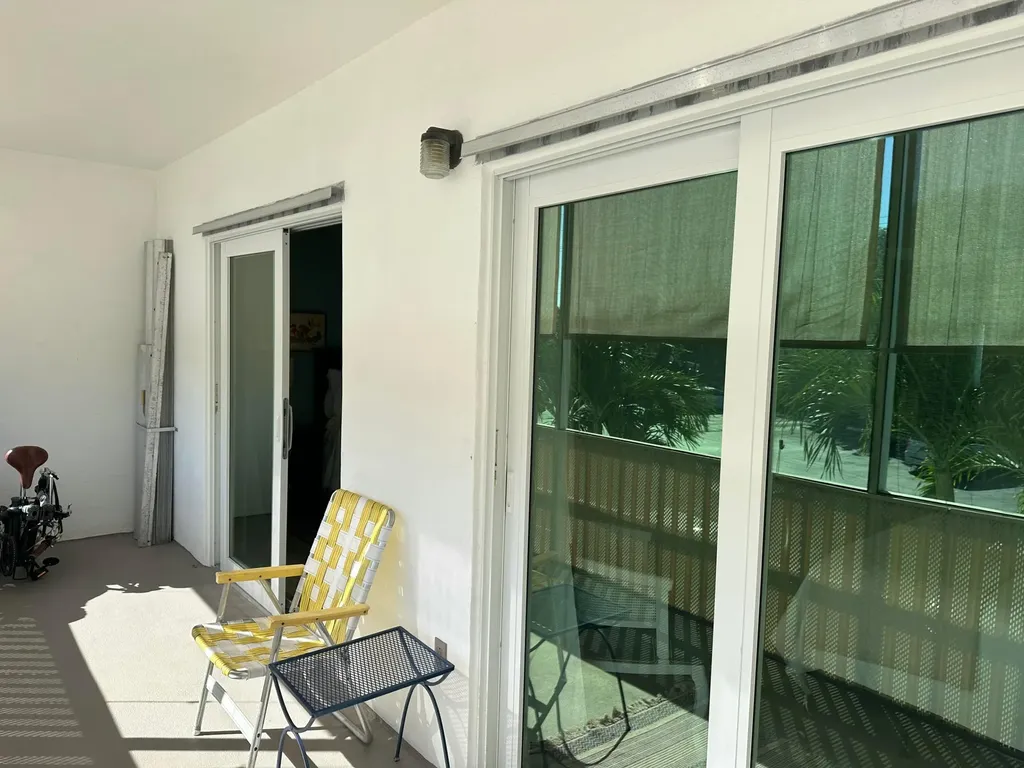 2381 Sunset Avenue Lake Worth FL 33461