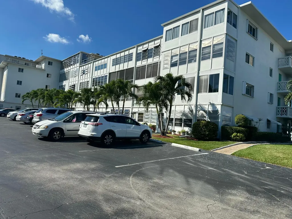 2381 Sunset Avenue Lake Worth FL 33461