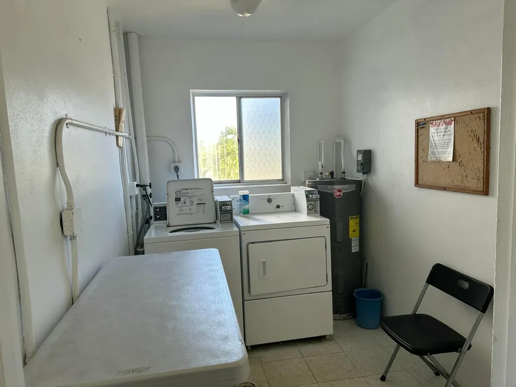 2381 Sunset Avenue Lake Worth FL 33461
