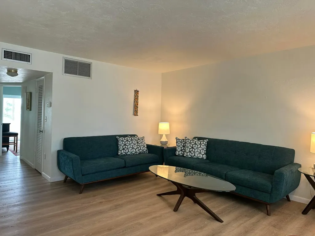 2381 Sunset Avenue Lake Worth FL 33461