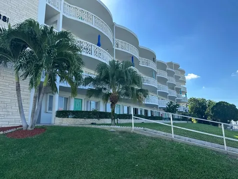 2381 Sunset Avenue Lake Worth FL 33461