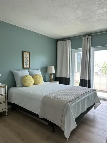 2381 Sunset Avenue Lake Worth FL 33461