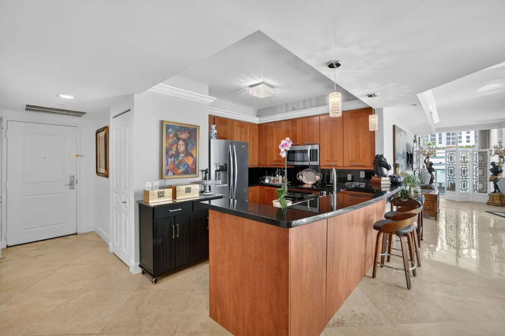 350 SE 2nd Street Fort Lauderdale FL 33301