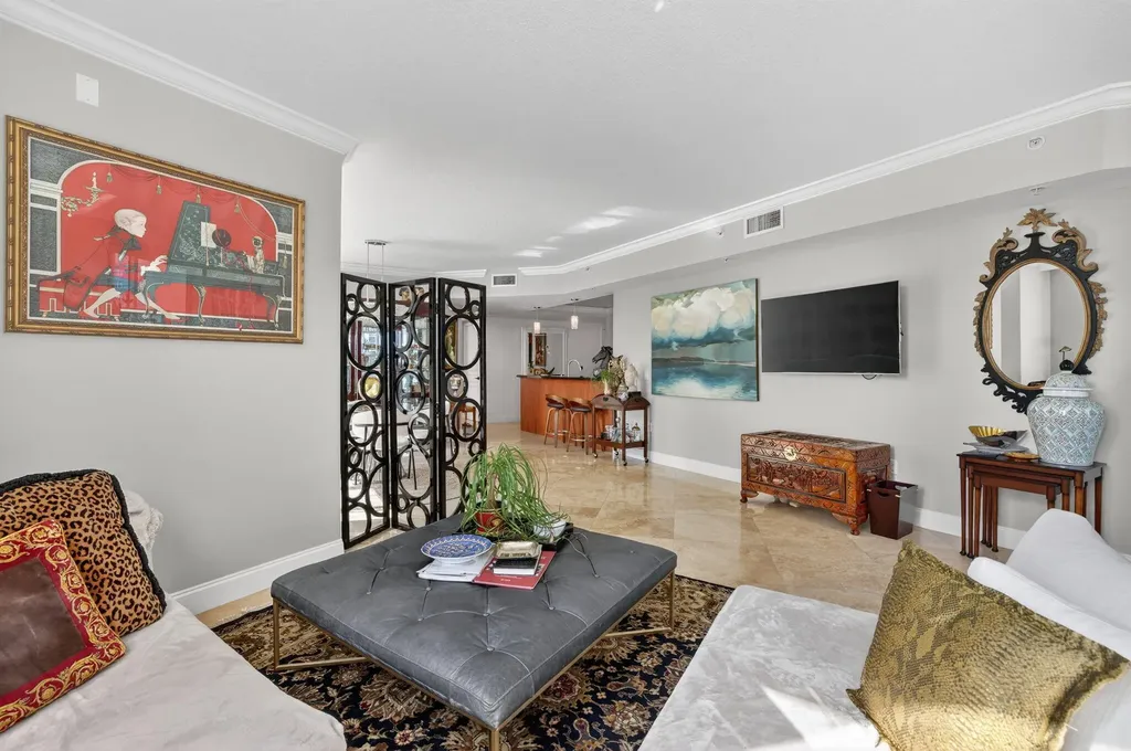 350 SE 2nd Street Fort Lauderdale FL 33301