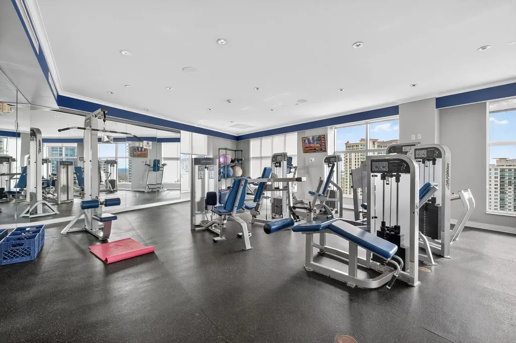 350 SE 2nd Street Fort Lauderdale FL 33301