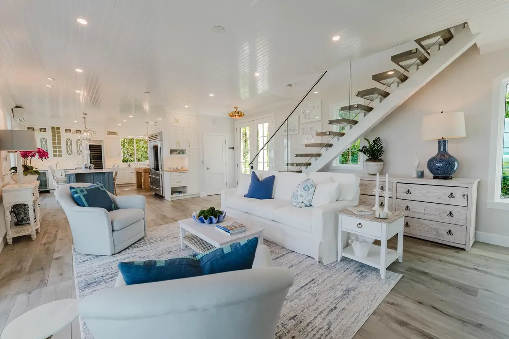 113 N Beach Road Jupiter Island FL 33455
