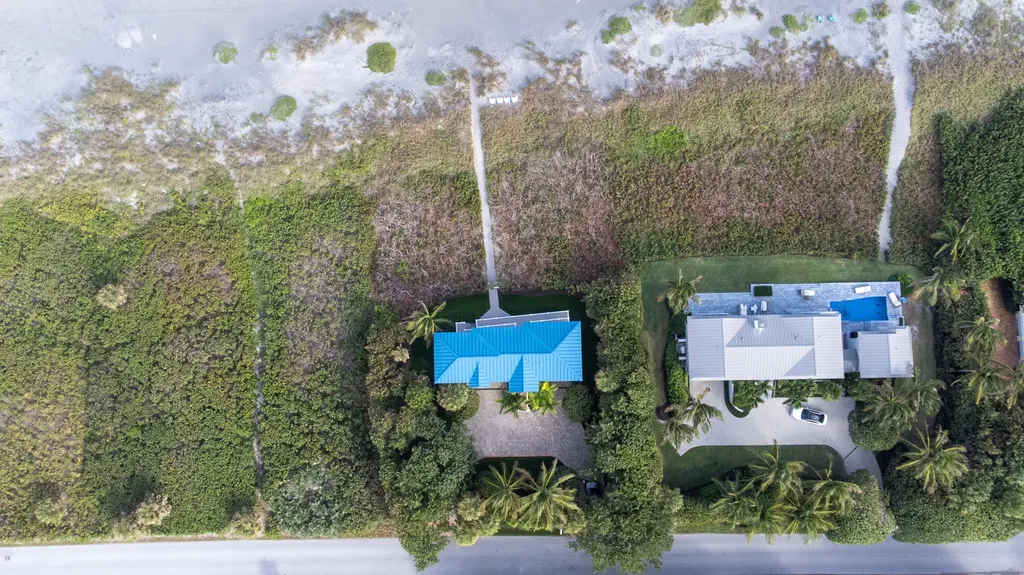 113 N Beach Road Jupiter Island FL 33455