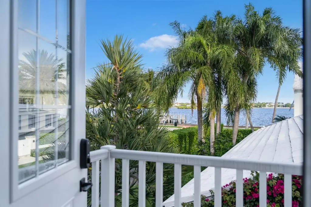 7103 S Flagler Drive West Palm Beach FL 33405